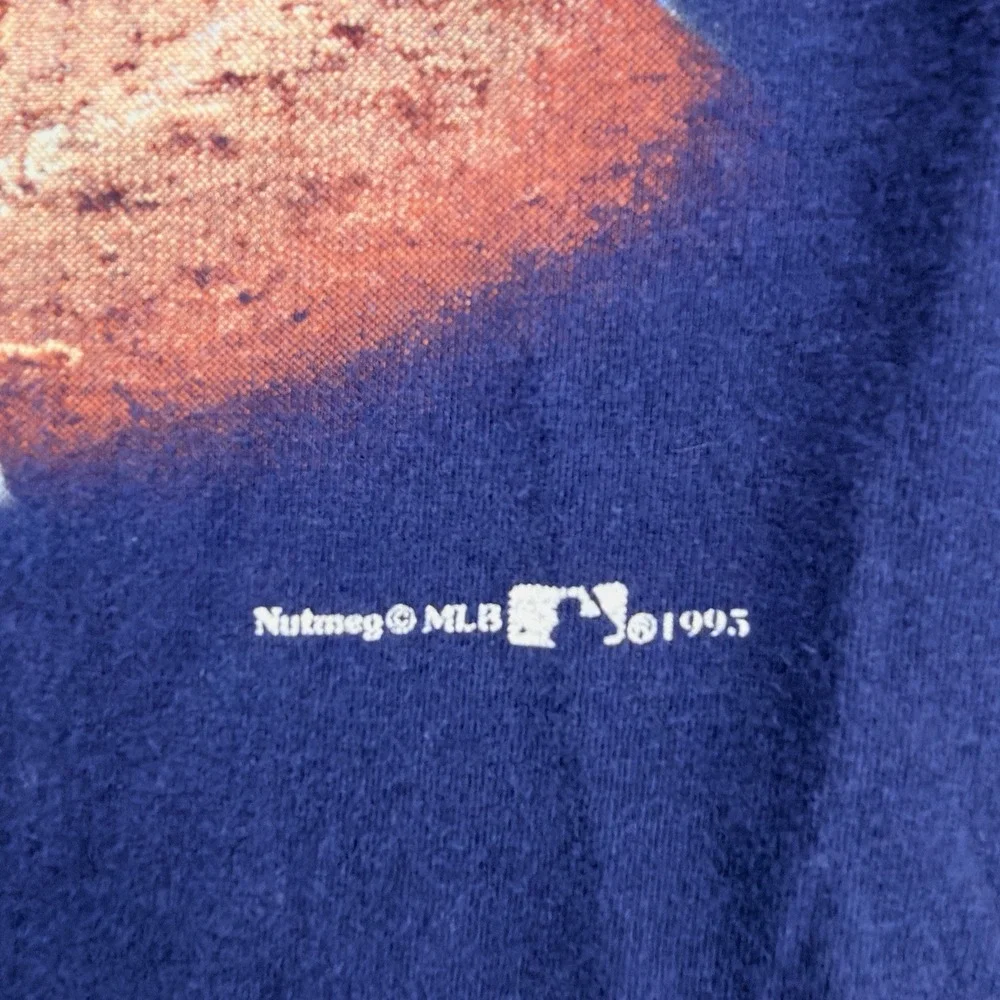 Vintage 1993 Atlanta Braves Nutmeg T Shirt M Single Stitch USA MLB Graphic 90s